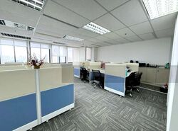 Shaw Centre (D9), Office #454153451